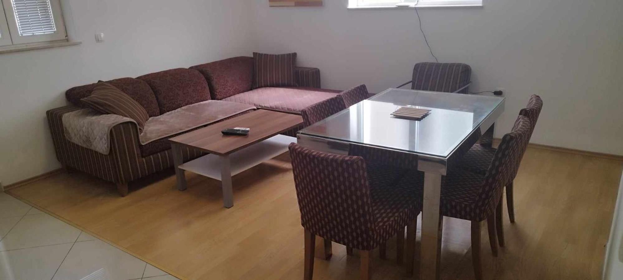 Apartment Strbic بلوتشي المظهر الخارجي الصورة